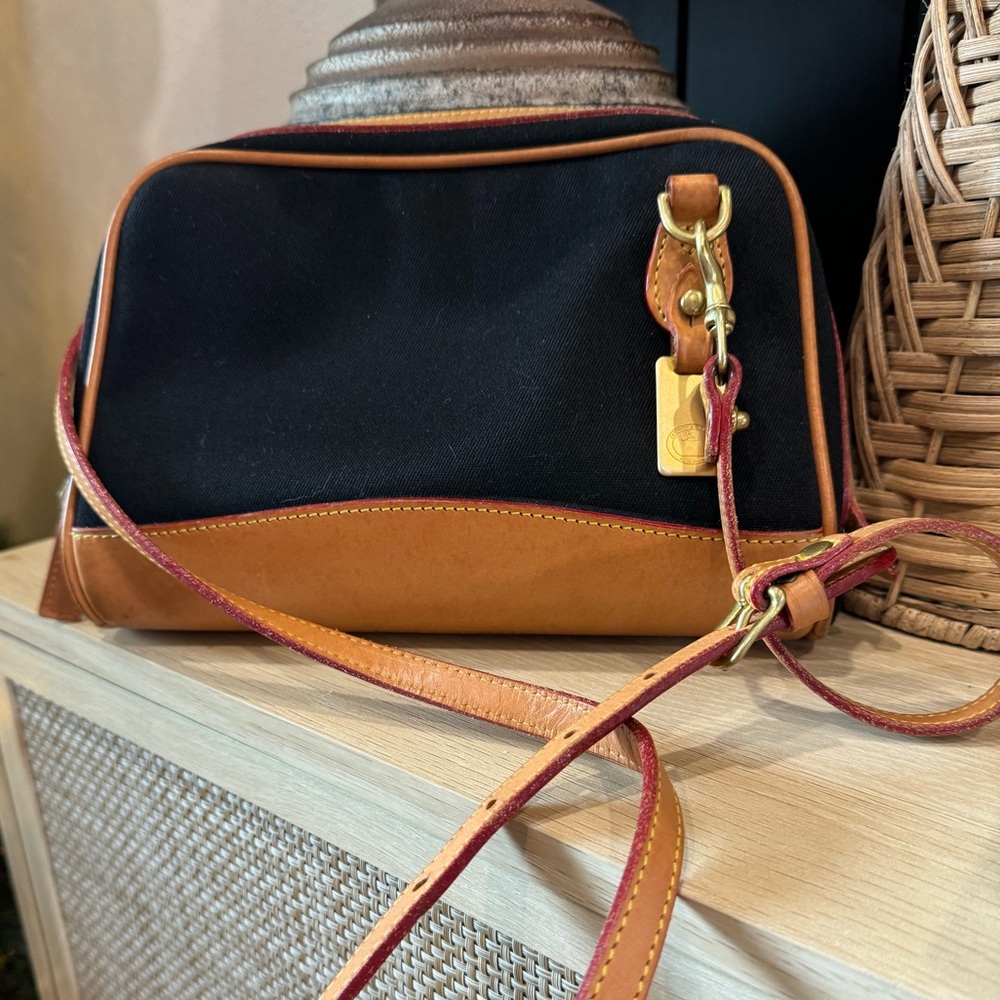 Vintage Dooney and Bourke Cabriolet black canvas leather shoulder crossbody bag